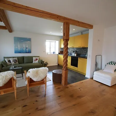 Ferienapartment Mara * 阿默湖畔乌廷